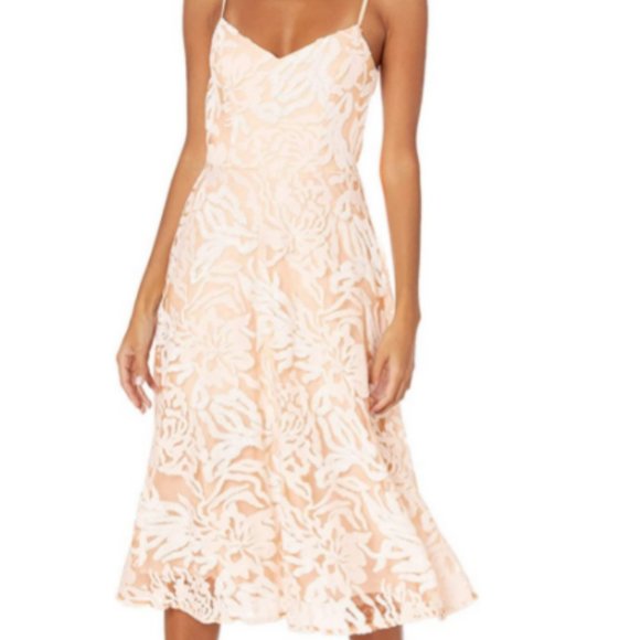 Dress the Population Womens Layla Sweetheart Fit and Flare Midi Dress(72) - Picture 2 of 4